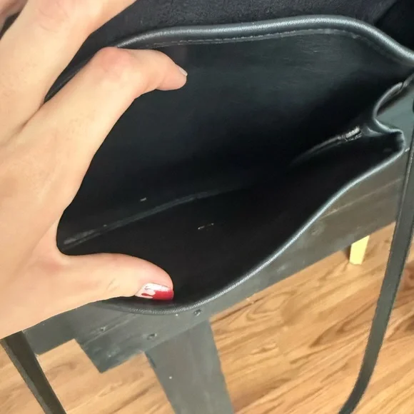 Vintage Coach Station Bag - Picture 5 of 6